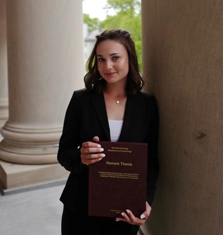 BEST Lab Undergraduate Charlotte Paley Receives Allport Prize
